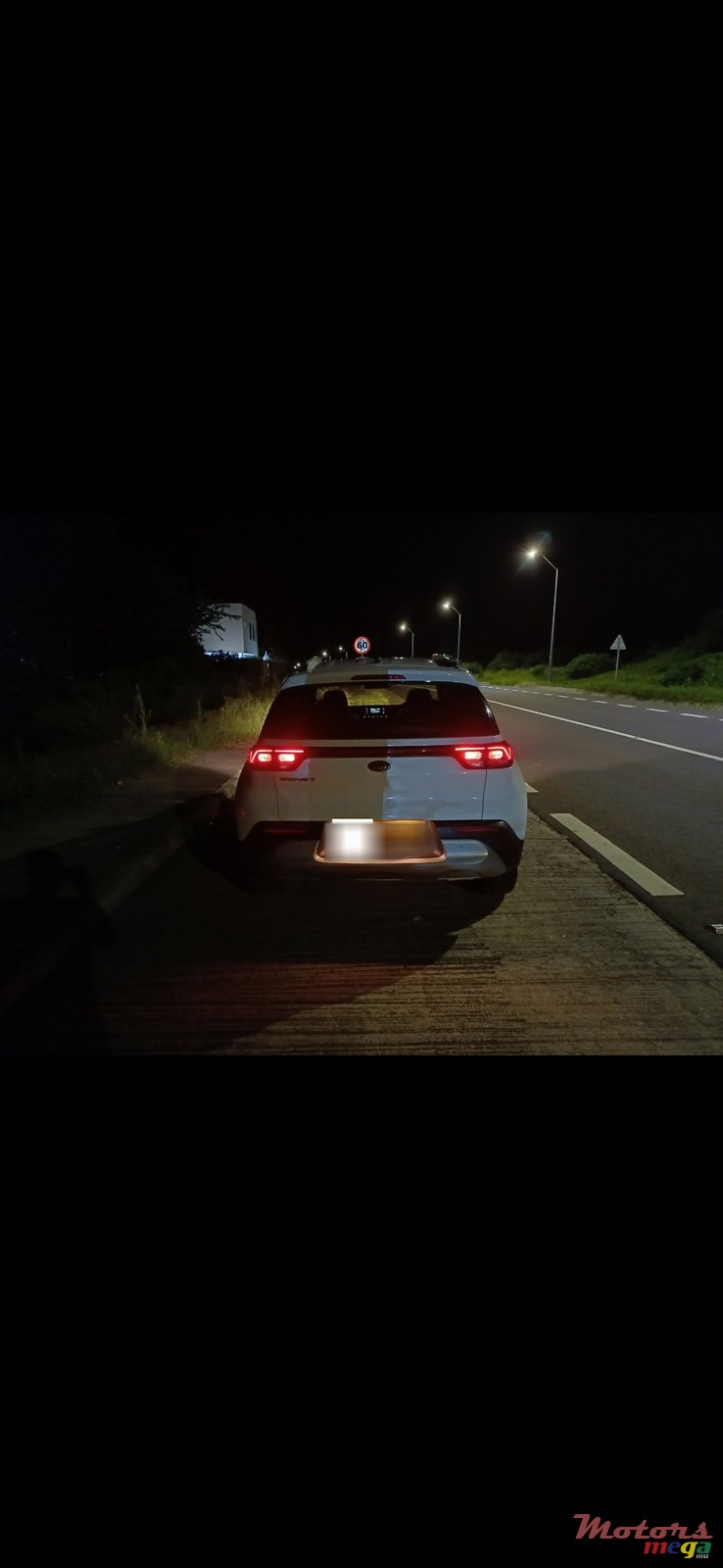 2021' Kia Sonet photo #3