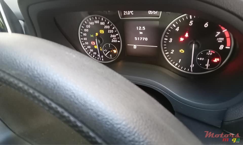 2016' Mercedes-Benz B 200 photo #5