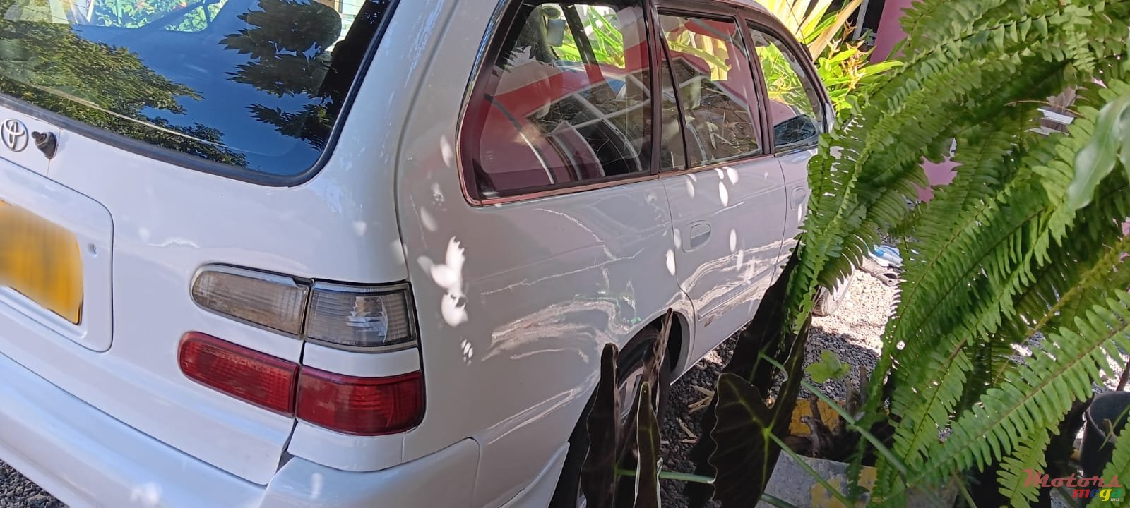 1997' Toyota Corolla Touring photo #3