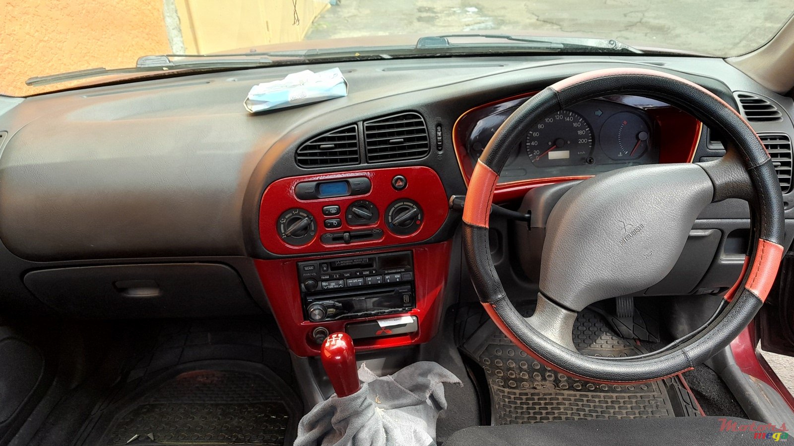 1999' Mitsubishi Lancer photo #2