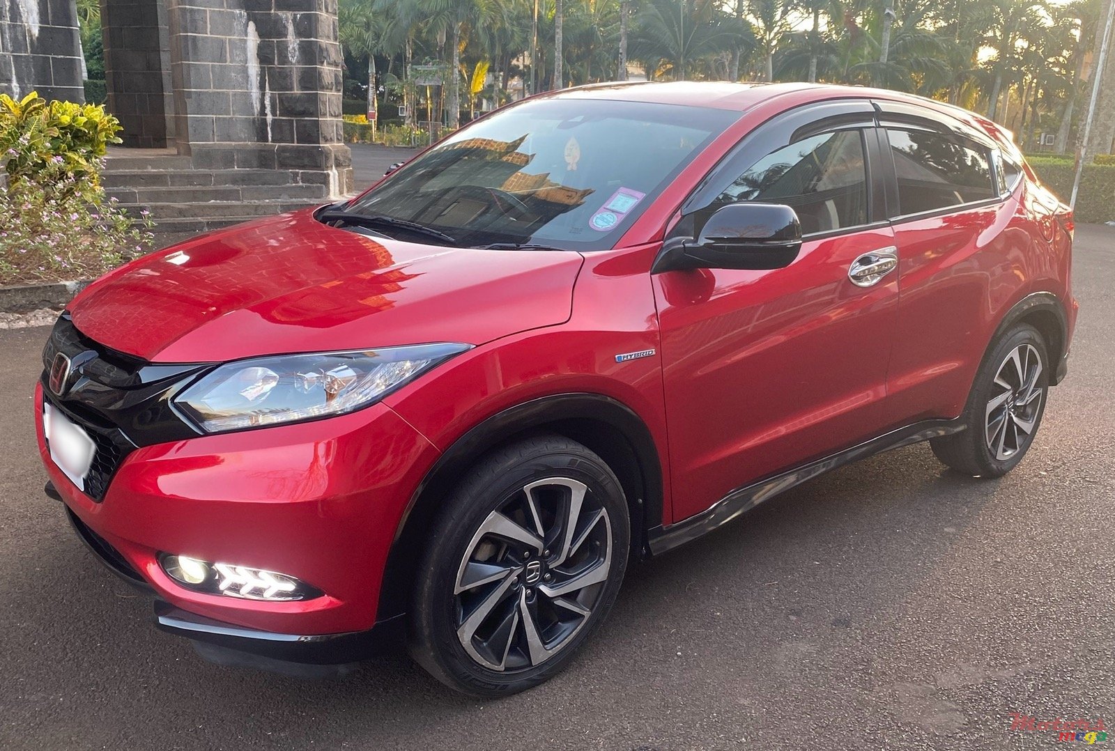 2017' Honda Vezel RS photo #2