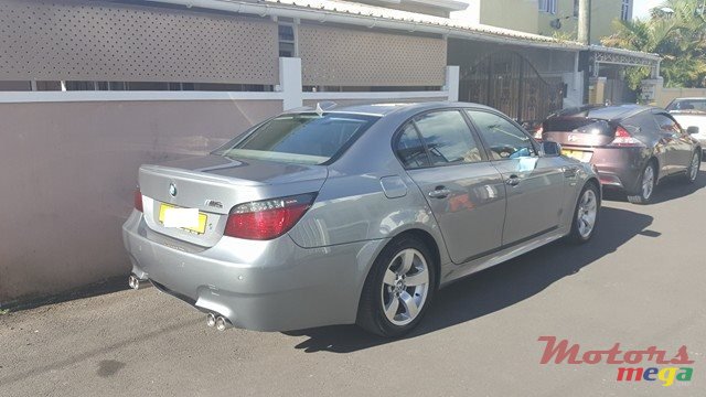 2004' BMW 520i M-sport photo #2