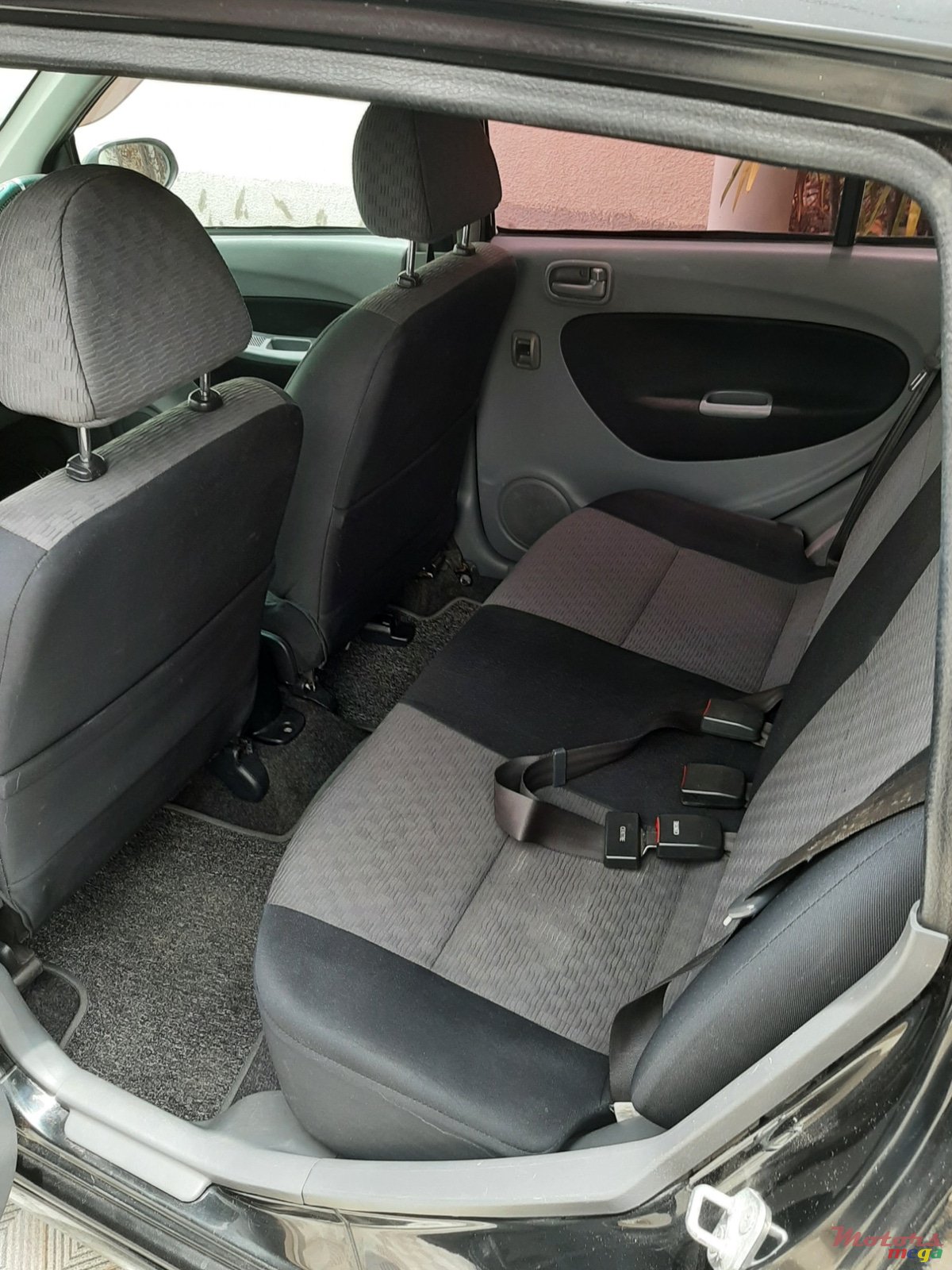 2012' Perodua Viva Elite photo #3