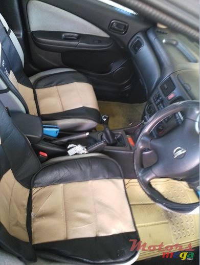 2005' Nissan Sunny photo #4