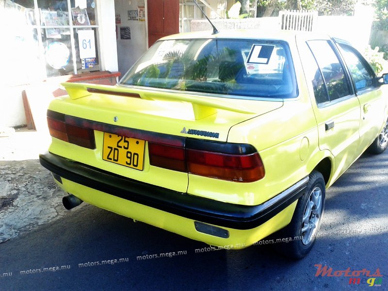 1990' Mitsubishi Lancer Sport photo #1