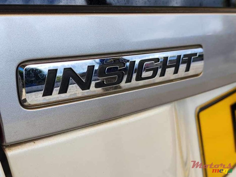 2012' Honda Insight photo #4
