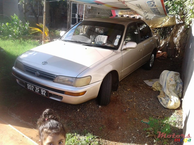 1992' Toyota Corolla EE105 photo #2