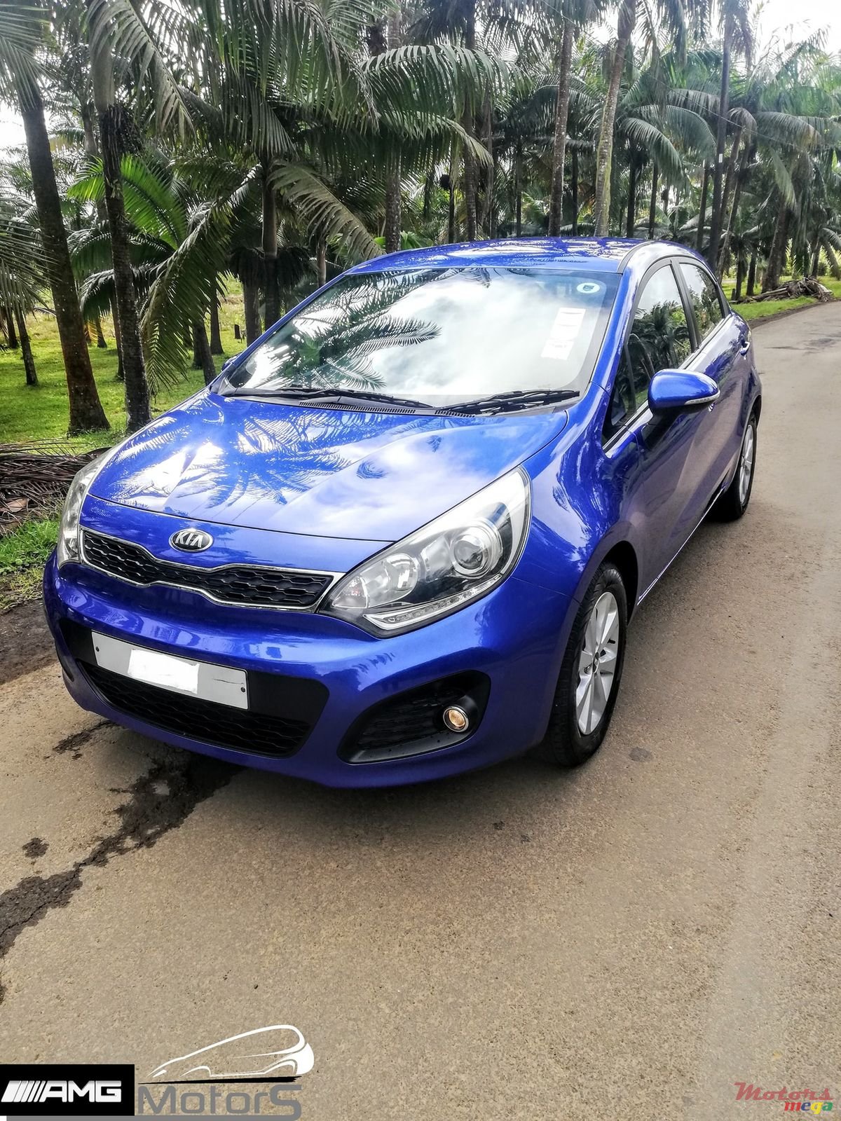 2012' Kia Rio photo #2