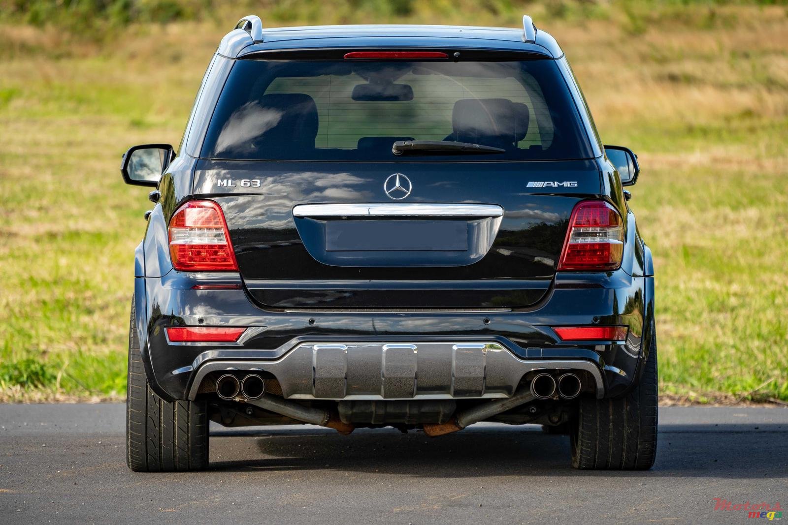 2009' Mercedes-Benz ML 63 AMG photo #6