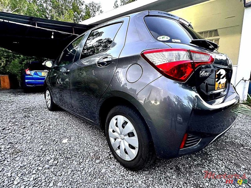 2019' Toyota Vitz photo #3