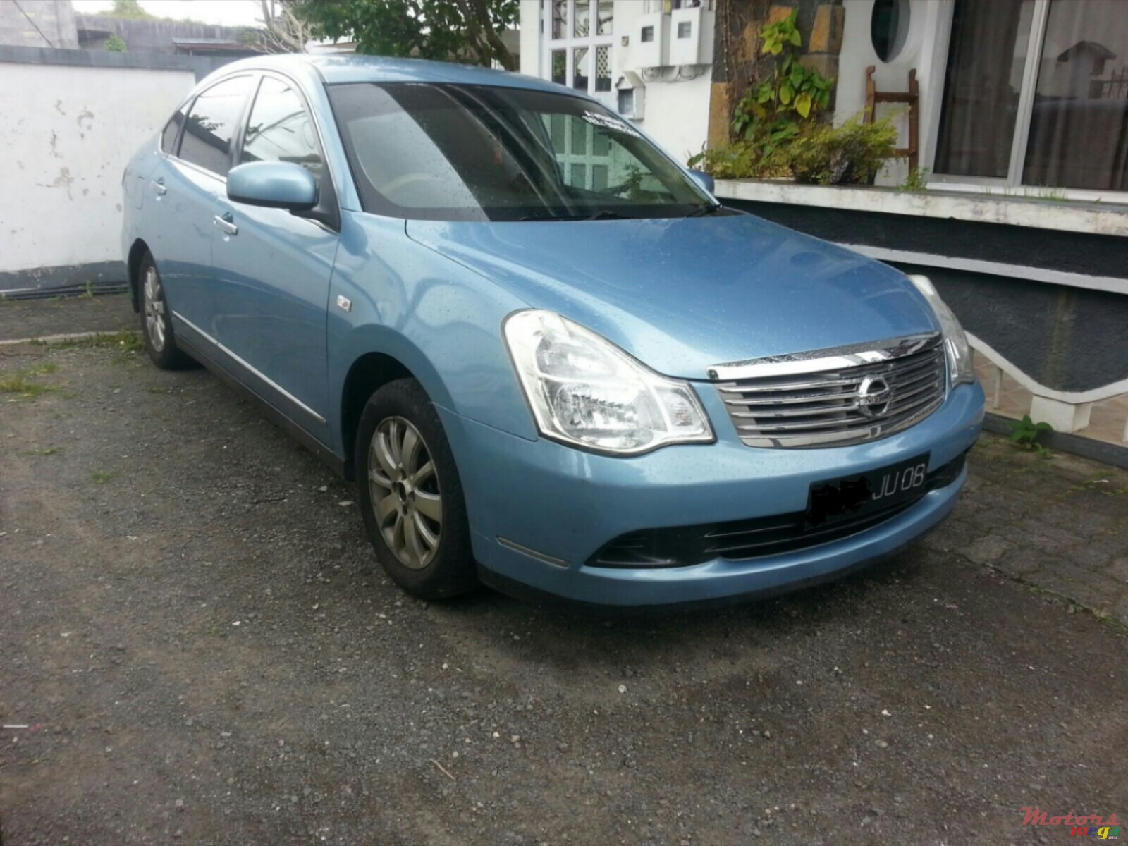 2008' Nissan Bluebird photo #1