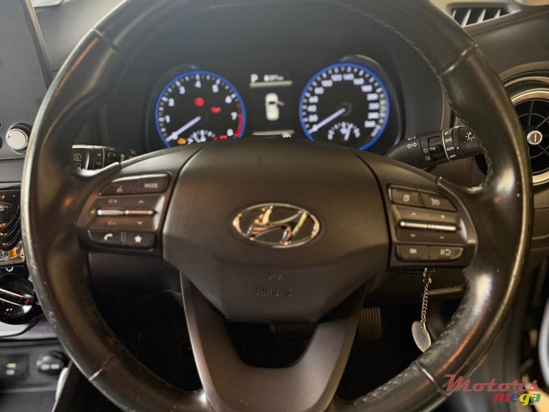 2021' Hyundai Kona photo #7