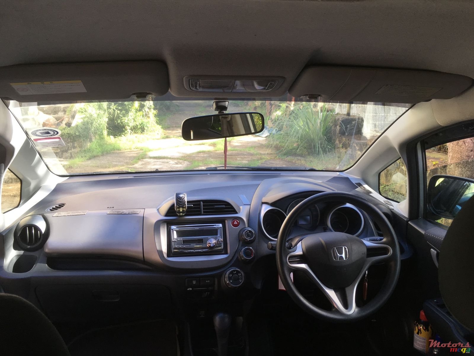 2010' Honda Fit photo #5