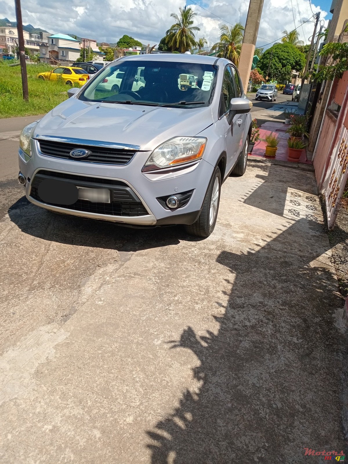 2011' Ford Kuga photo #4