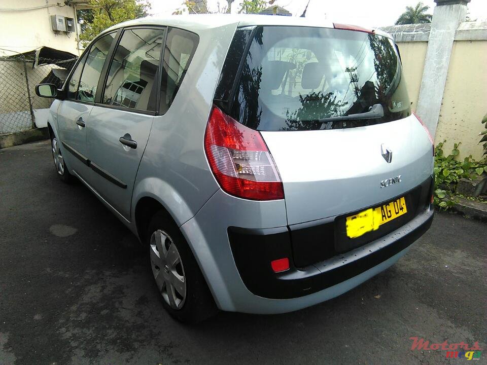 2004' Renault Scenic photo #2