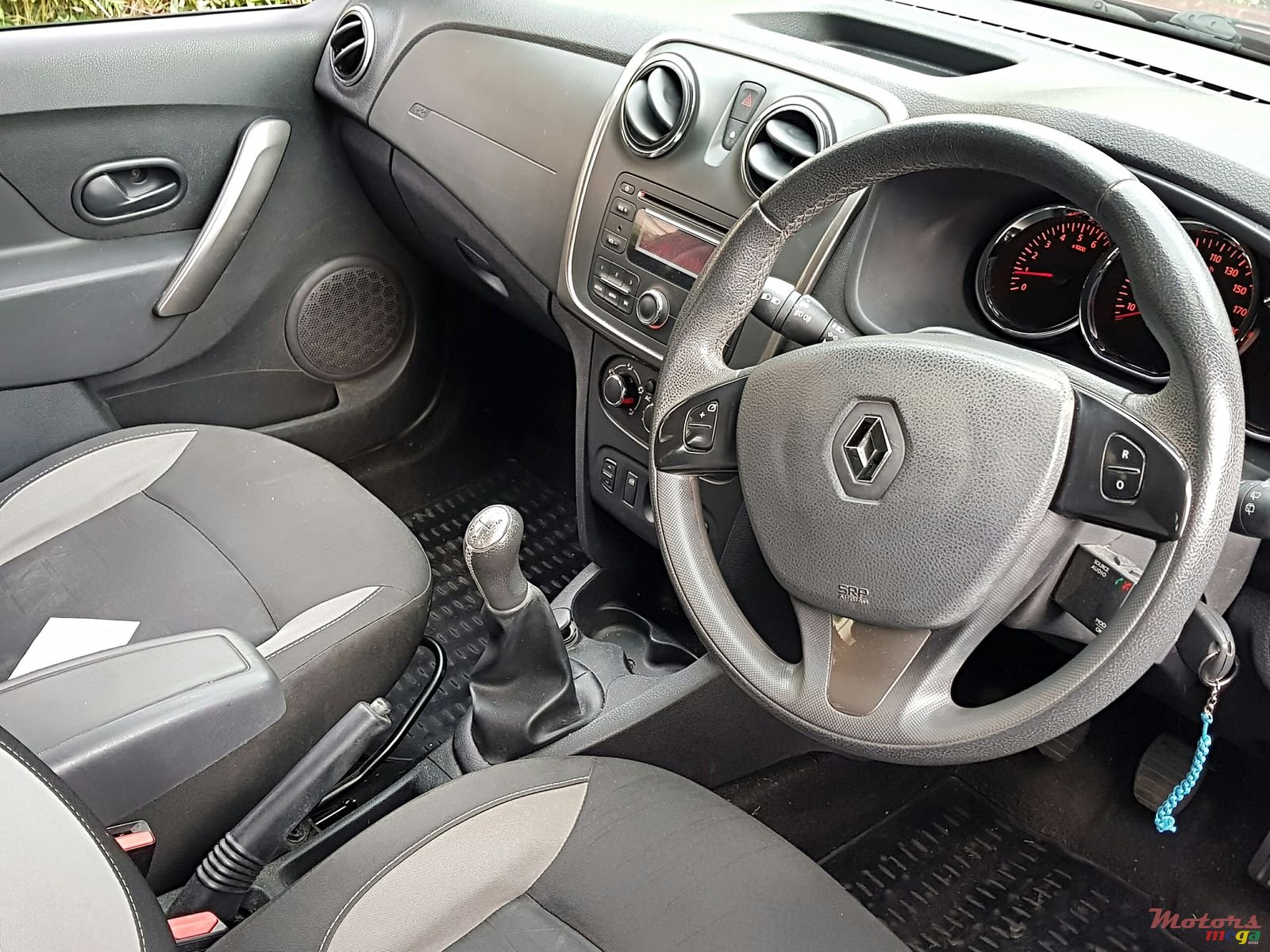 2014' Renault Sandero StepWay Turbo 1.0 photo #5