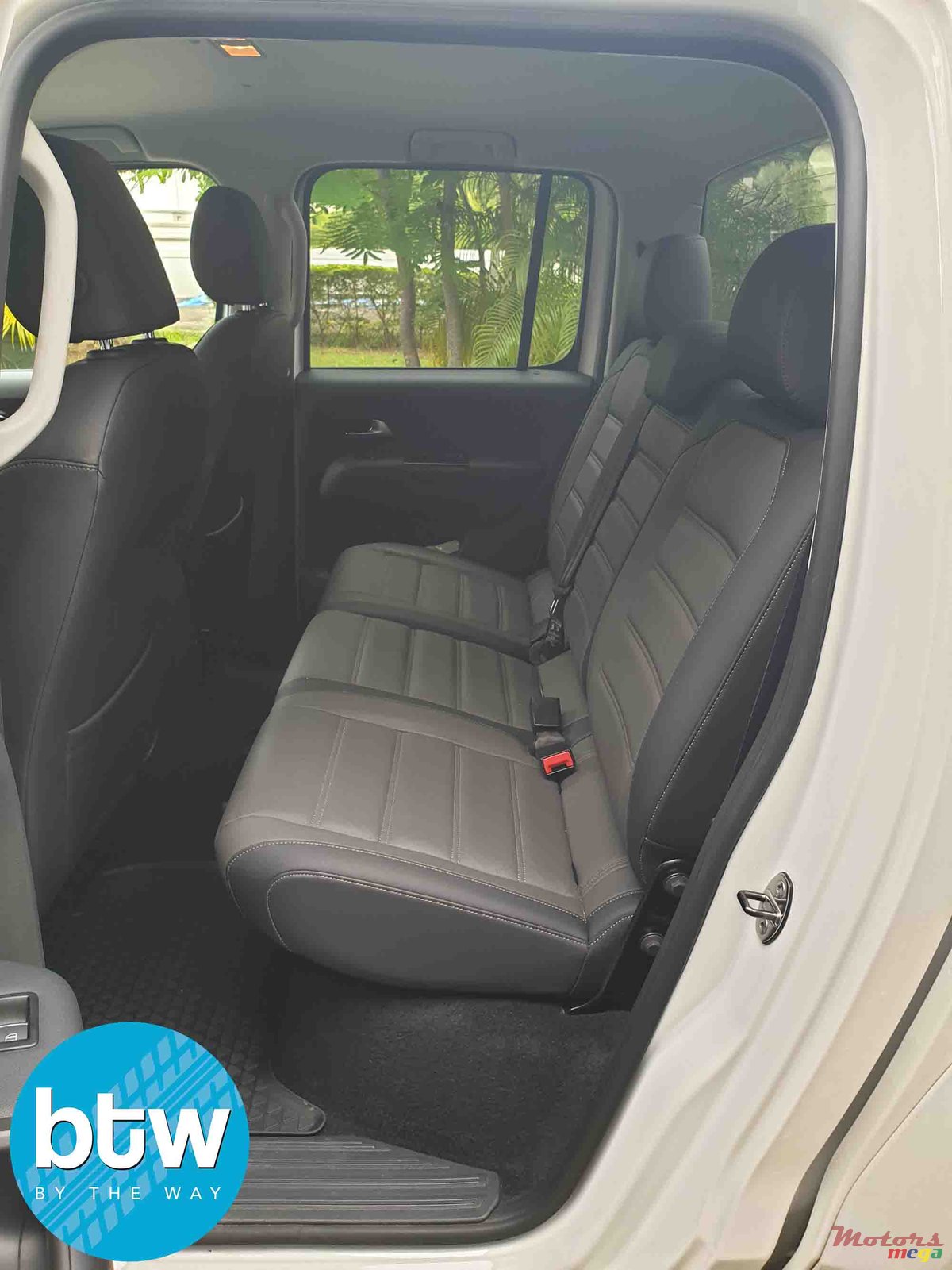 2017' Volkswagen Amarok V6 - 254hp photo #3