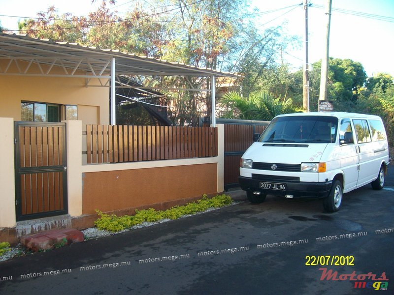 1996' Volkswagen T4 photo #1