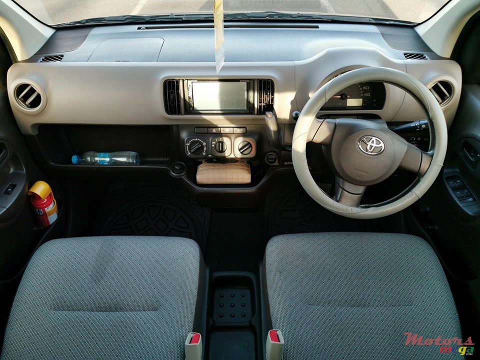 2014' Toyota Paseo photo #5