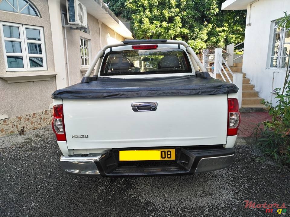 2008' Isuzu D-Max LS photo #4