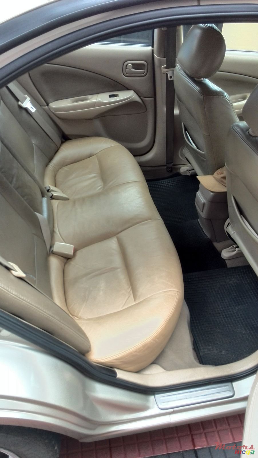 2005' Nissan Sunny photo #7