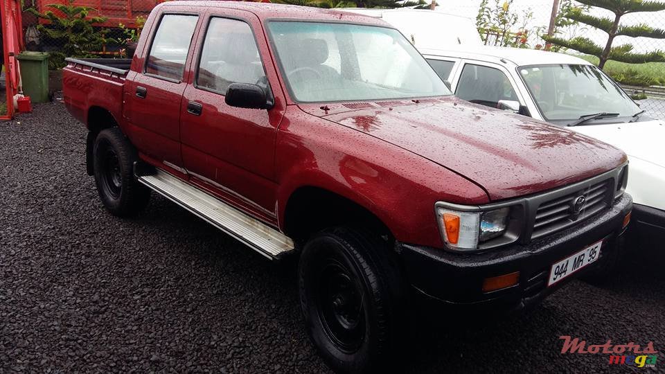 1995' Toyota HILUX photo #1