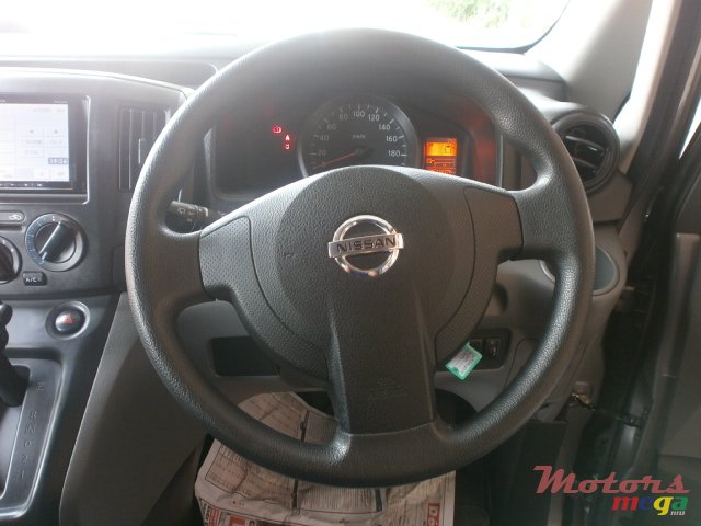 2015' Nissan NV 200 photo #7