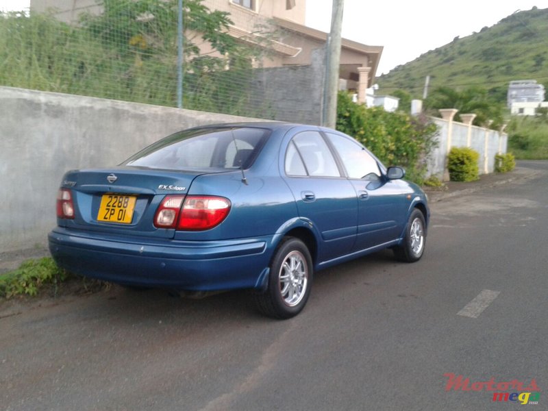 2001' Nissan Sunny 1.5M photo #2