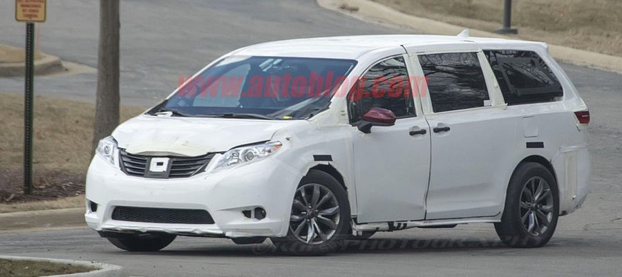 Next-generation Toyota Sienna spied with wider track and longer wheelbase
