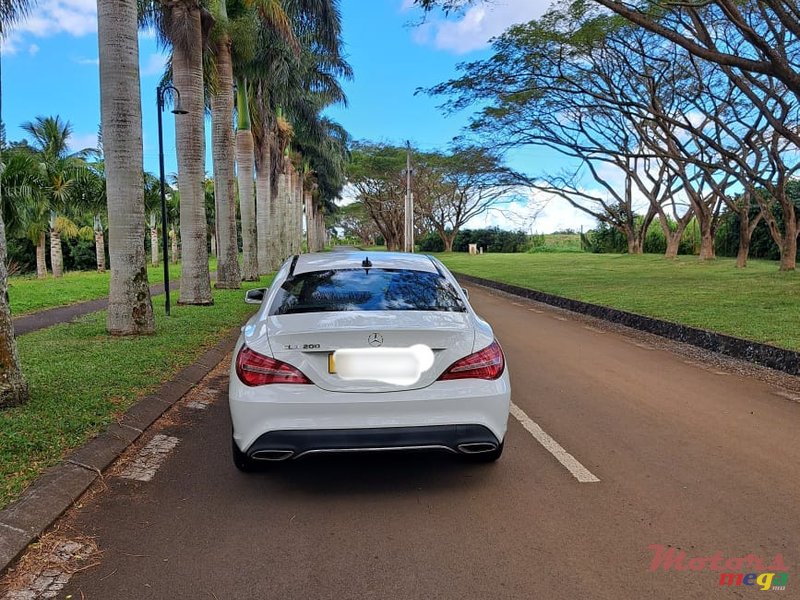 2017' Mercedes-Benz CLA 200 photo #3