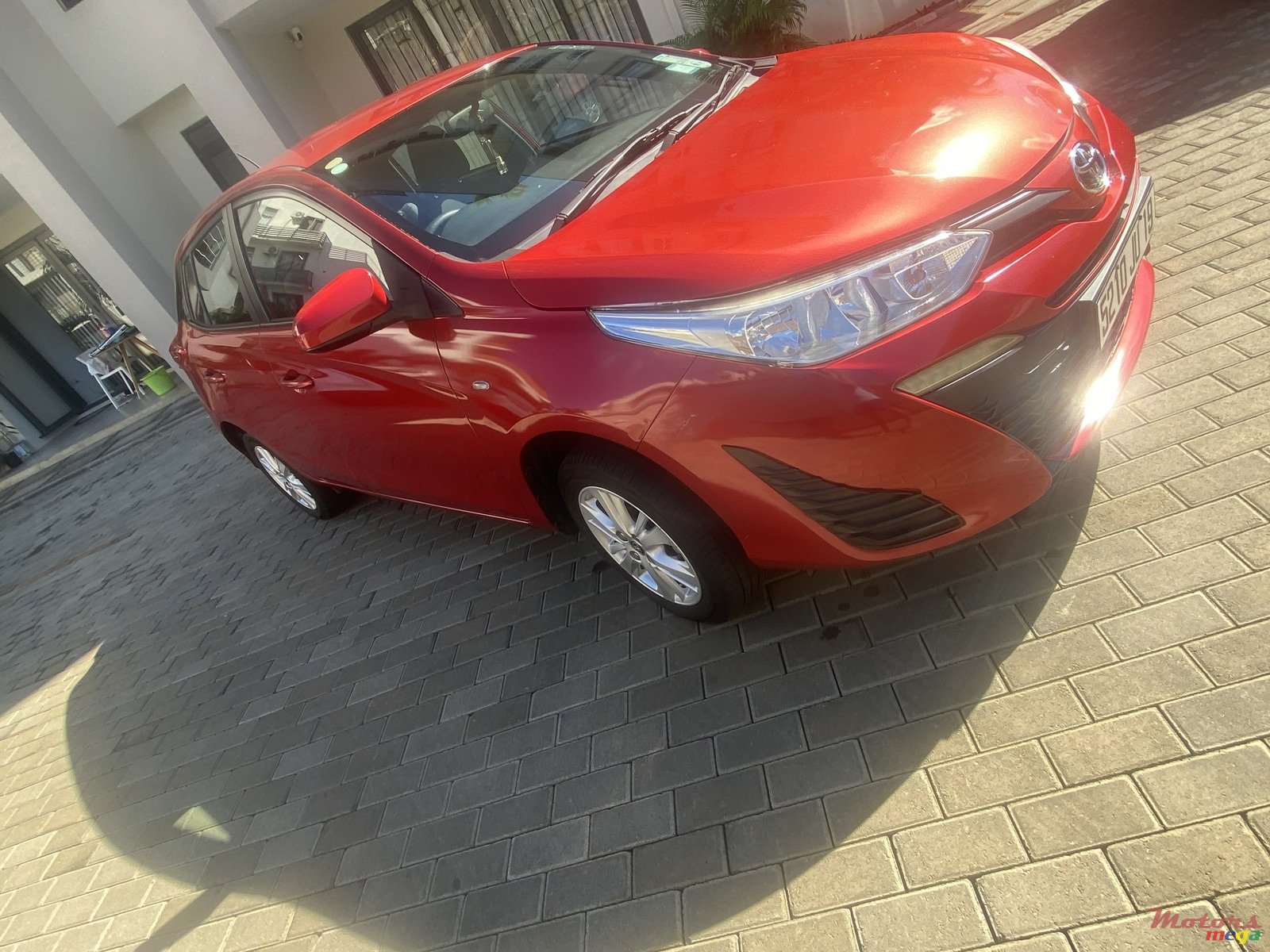 2019' Toyota Yaris photo #2