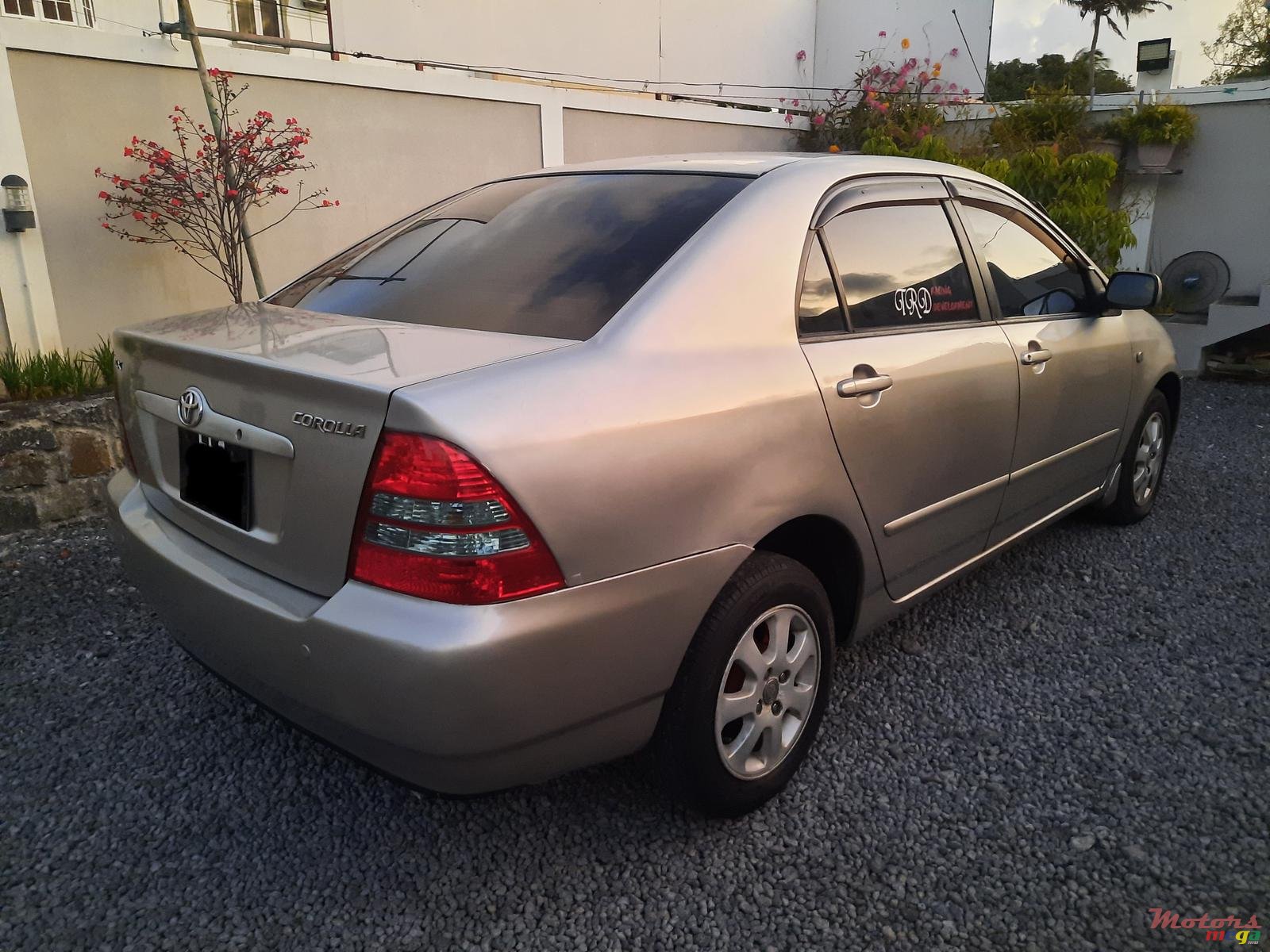 2002' Toyota Corolla photo #7