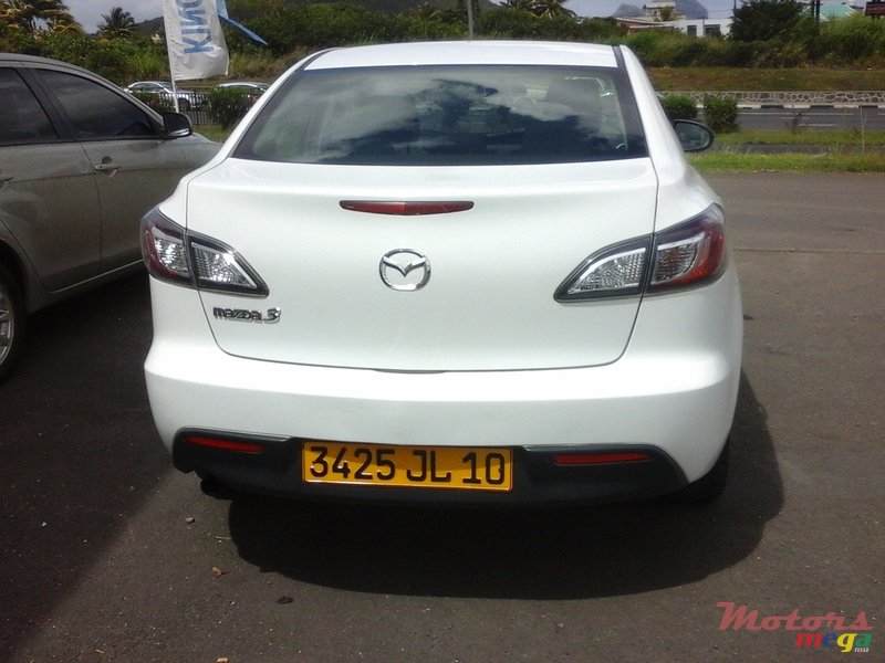 2010' Mazda 3 photo #2