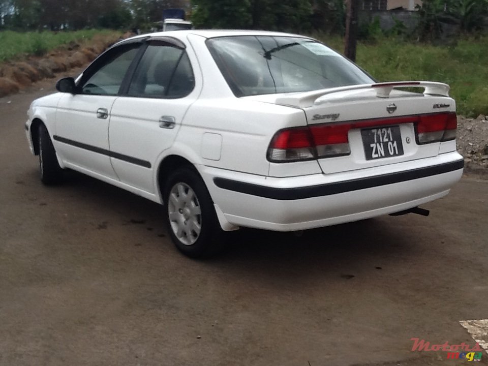 2001' Nissan photo #4