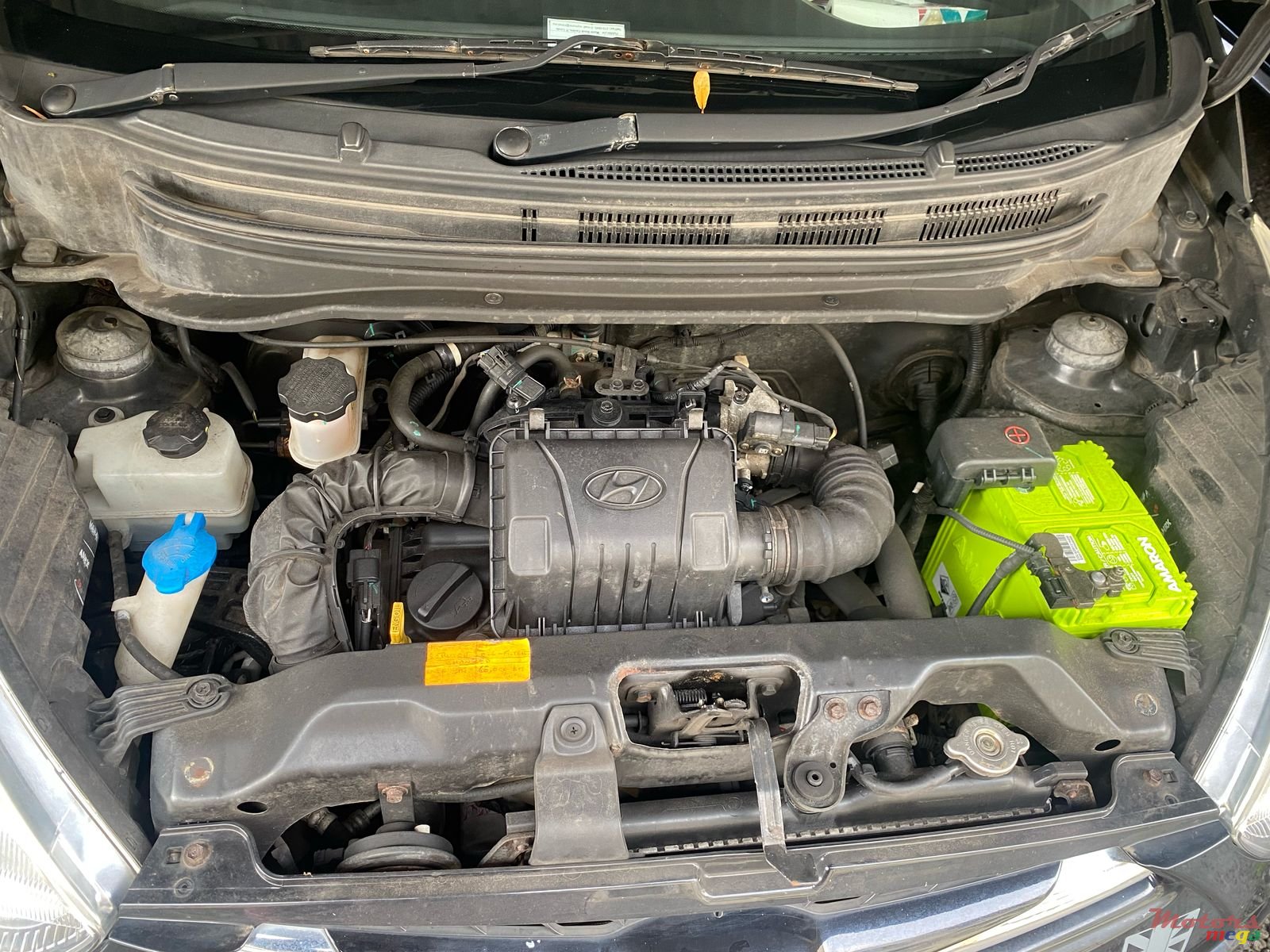 2017' Hyundai Elantra Eon photo #3