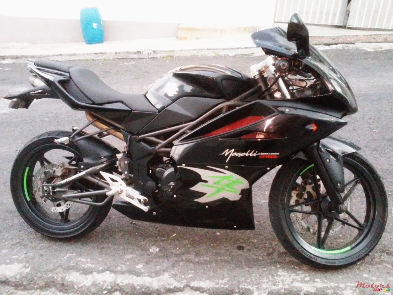 2015' Megelli 250r photo #1