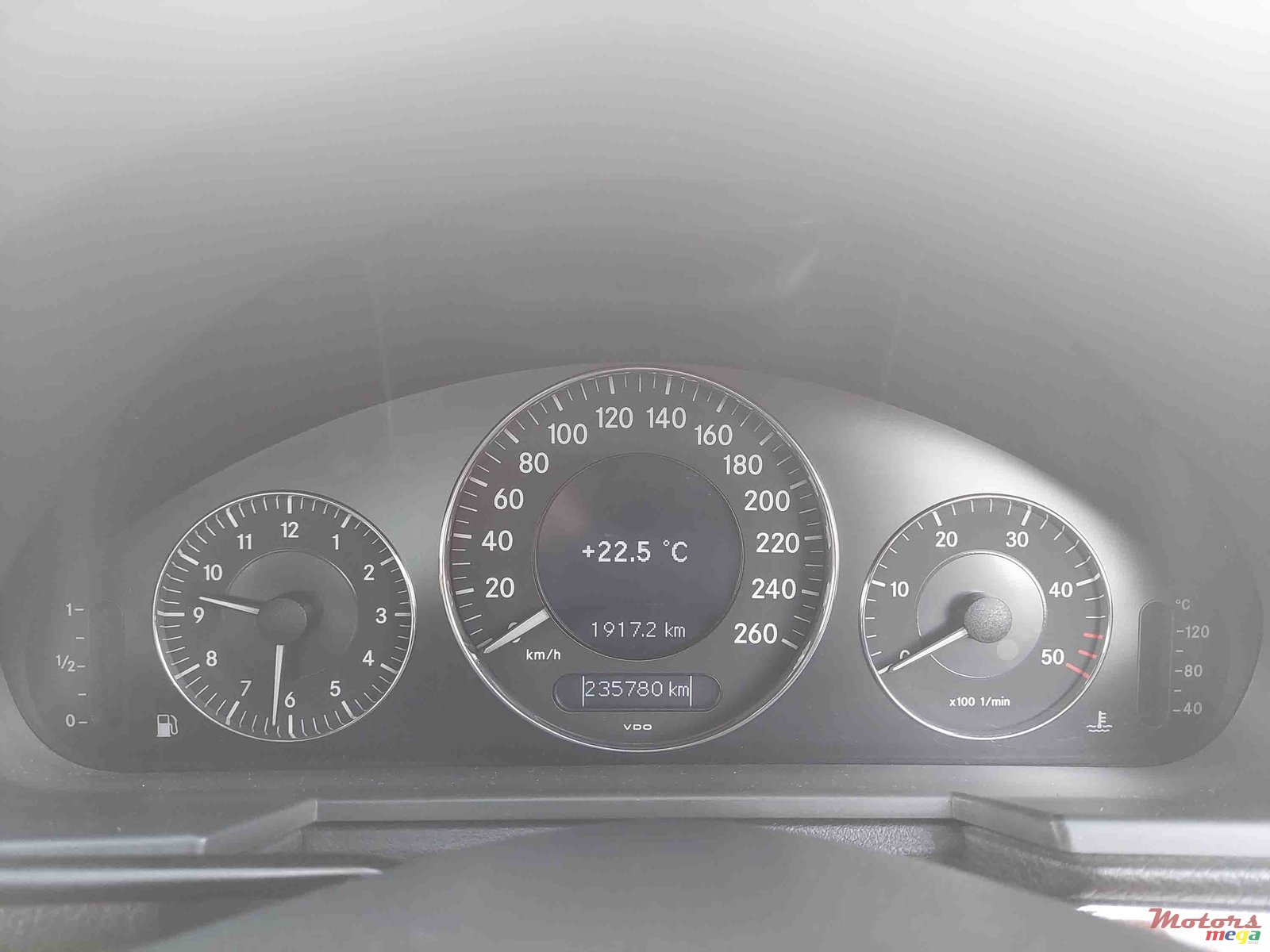 2006' Mercedes-Benz 320E photo #7