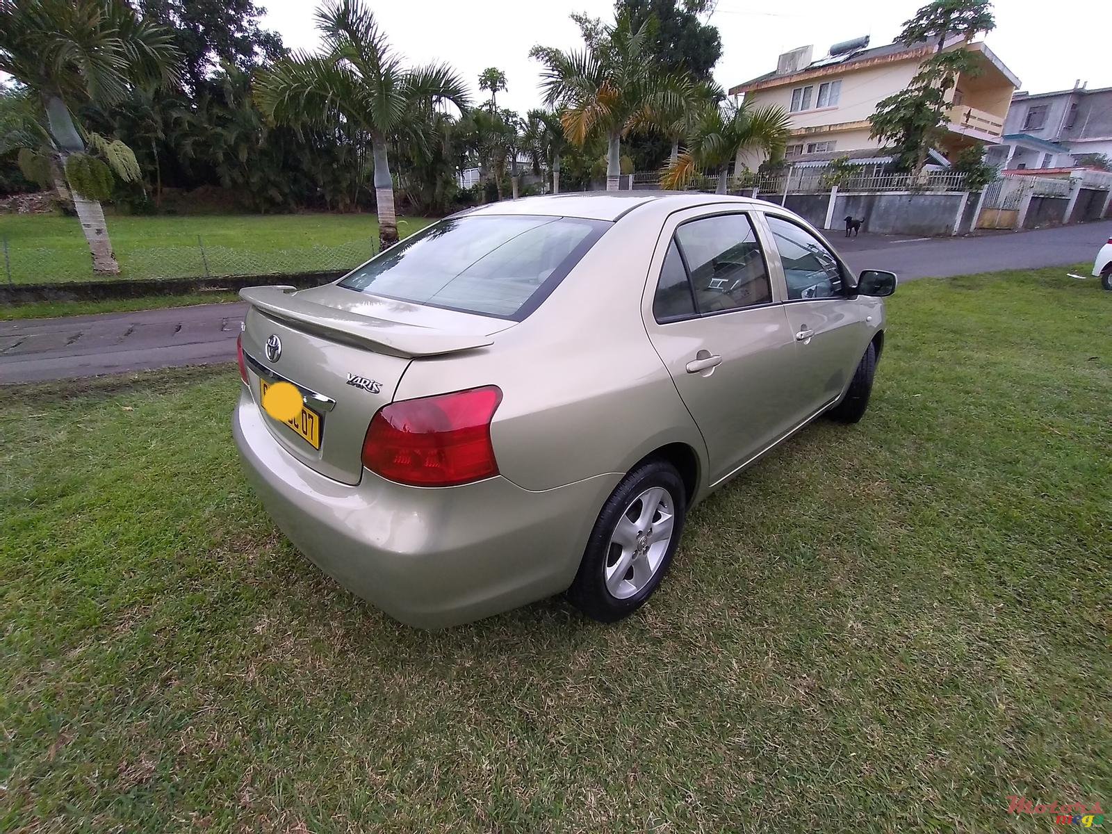 2007' Toyota Yaris photo #4