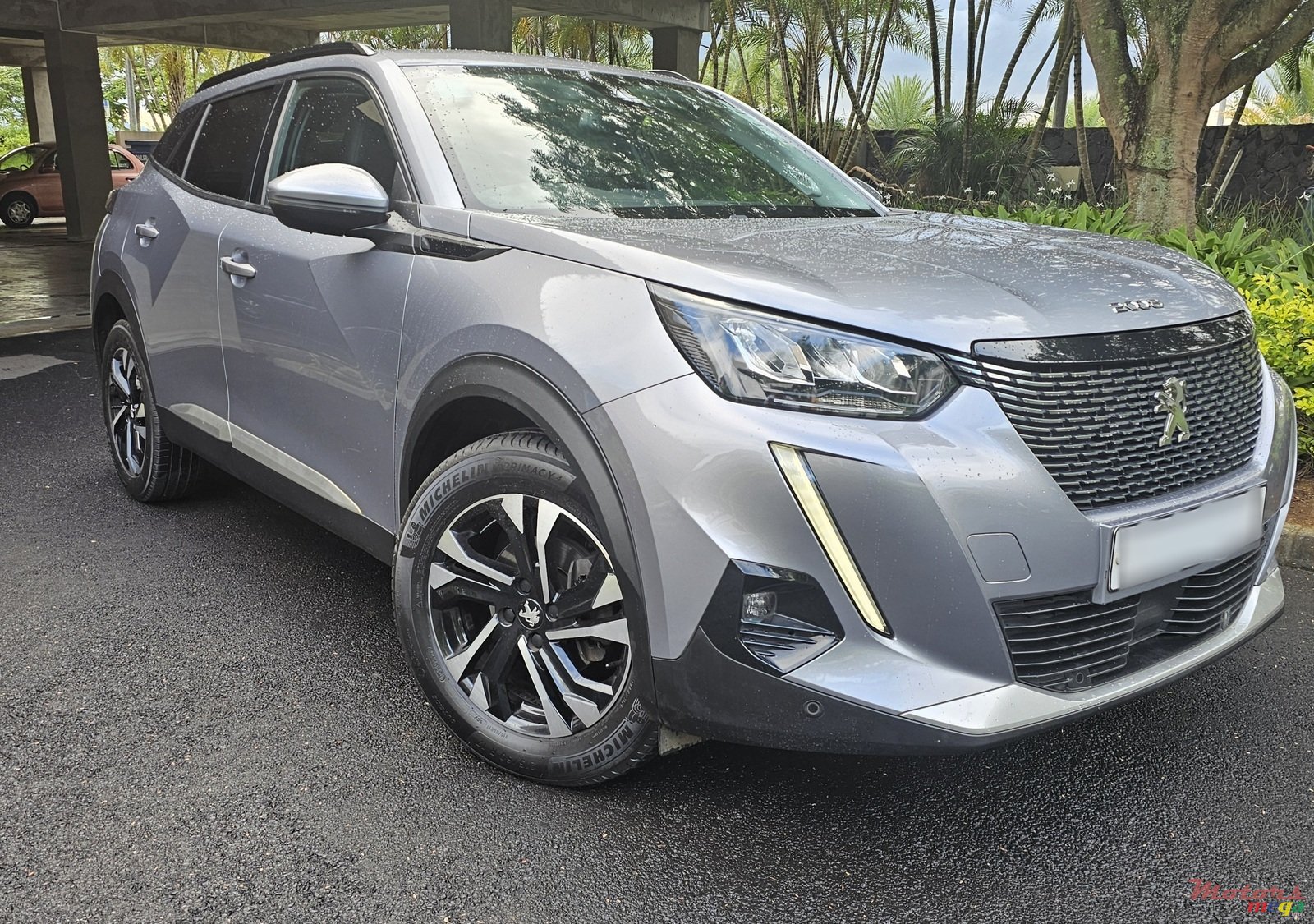 2020' Peugeot 2008 photo #1