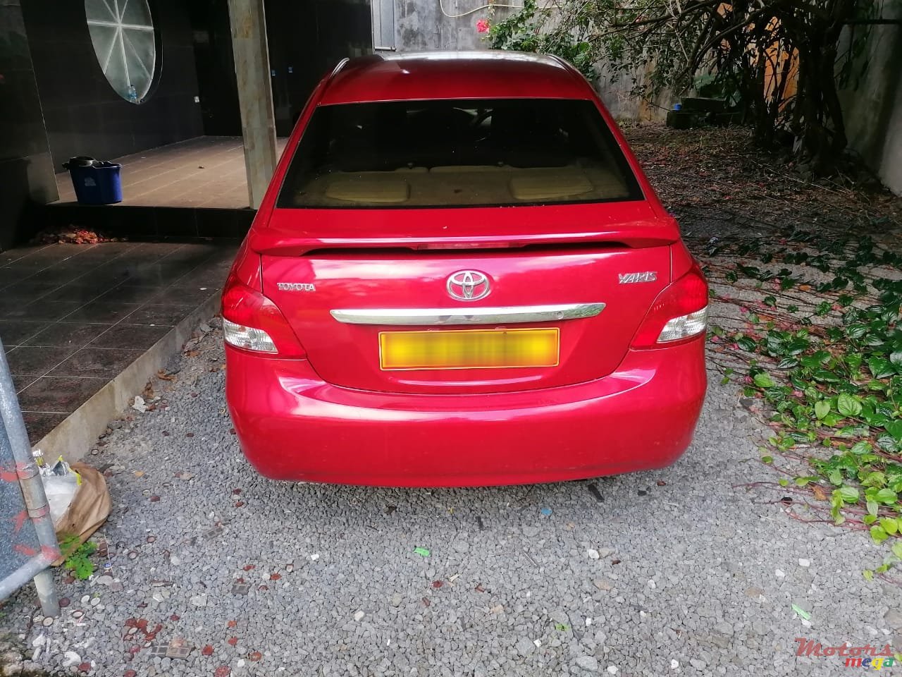 2008' Toyota Yaris photo #4