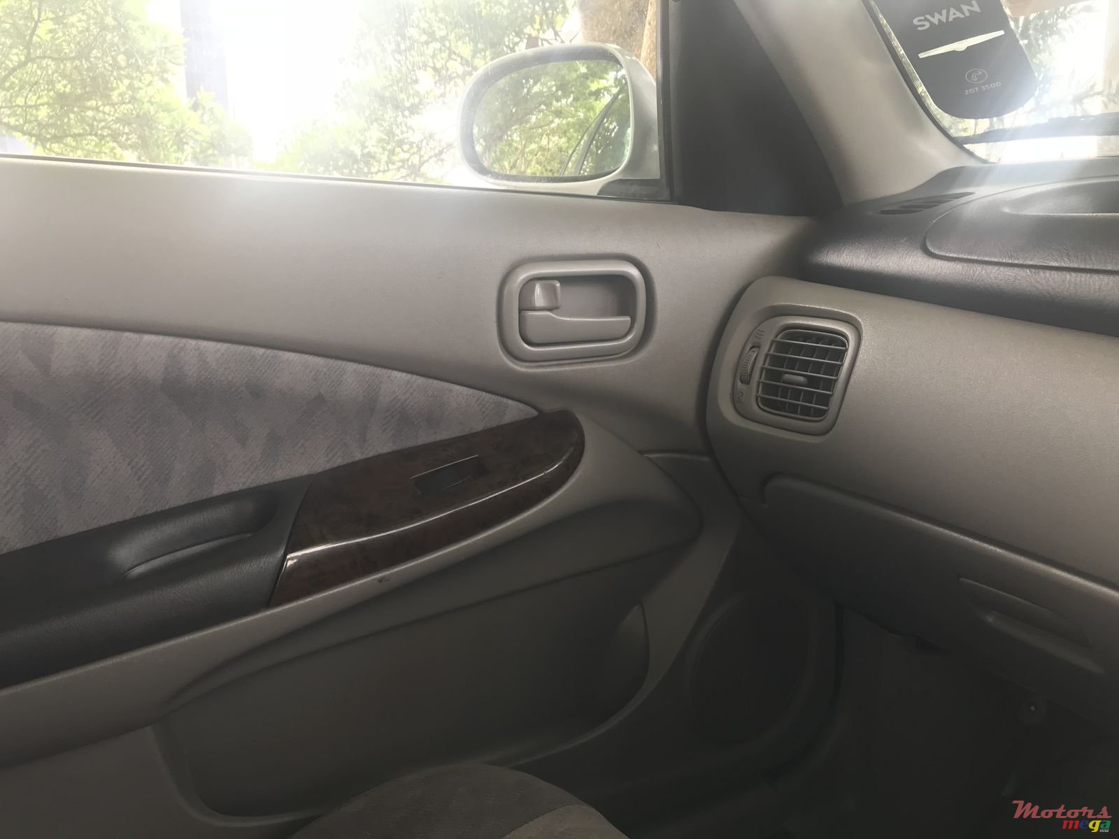 2001' Nissan Sunny photo #5