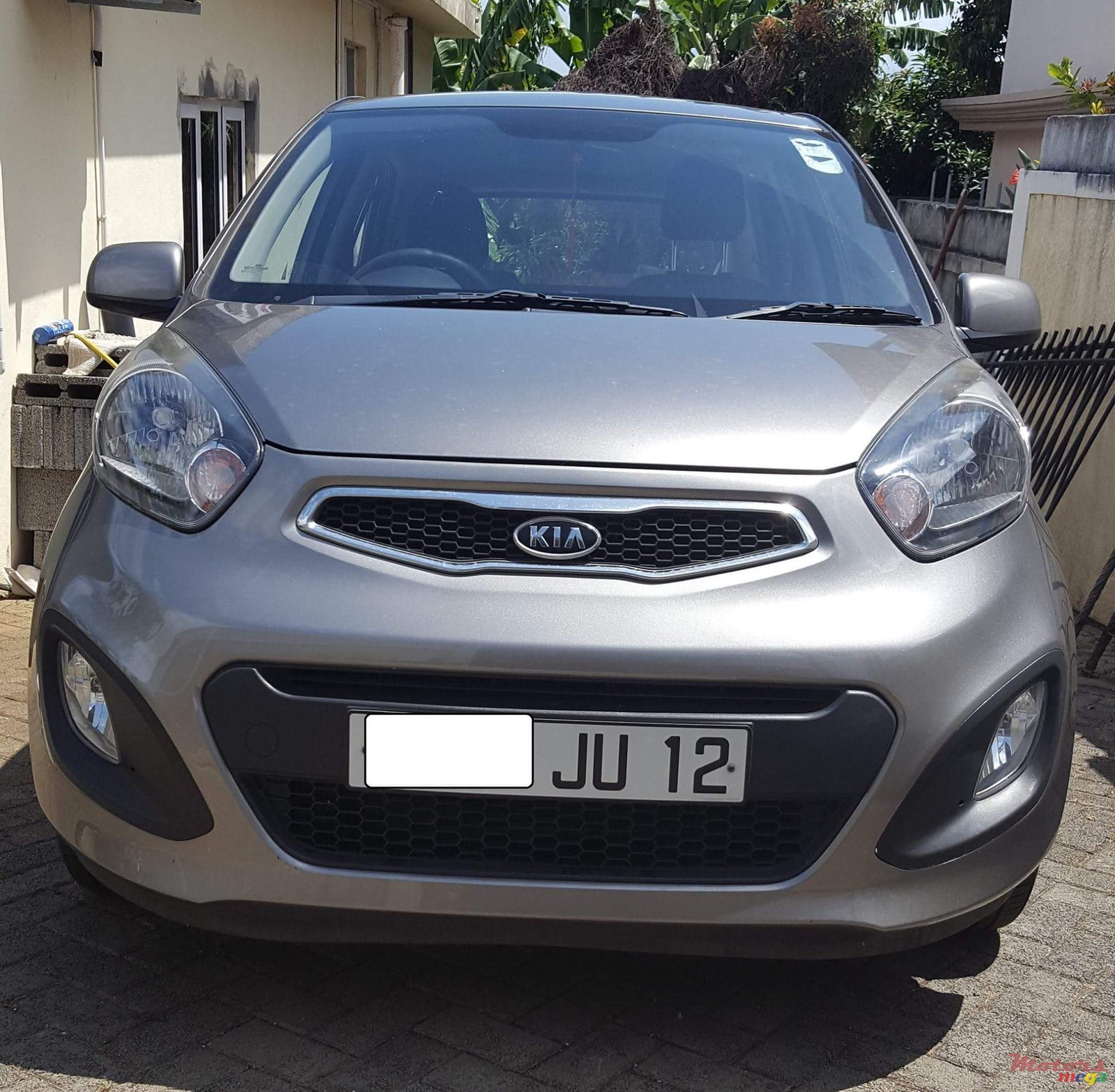 2012' Kia Picanto photo #3