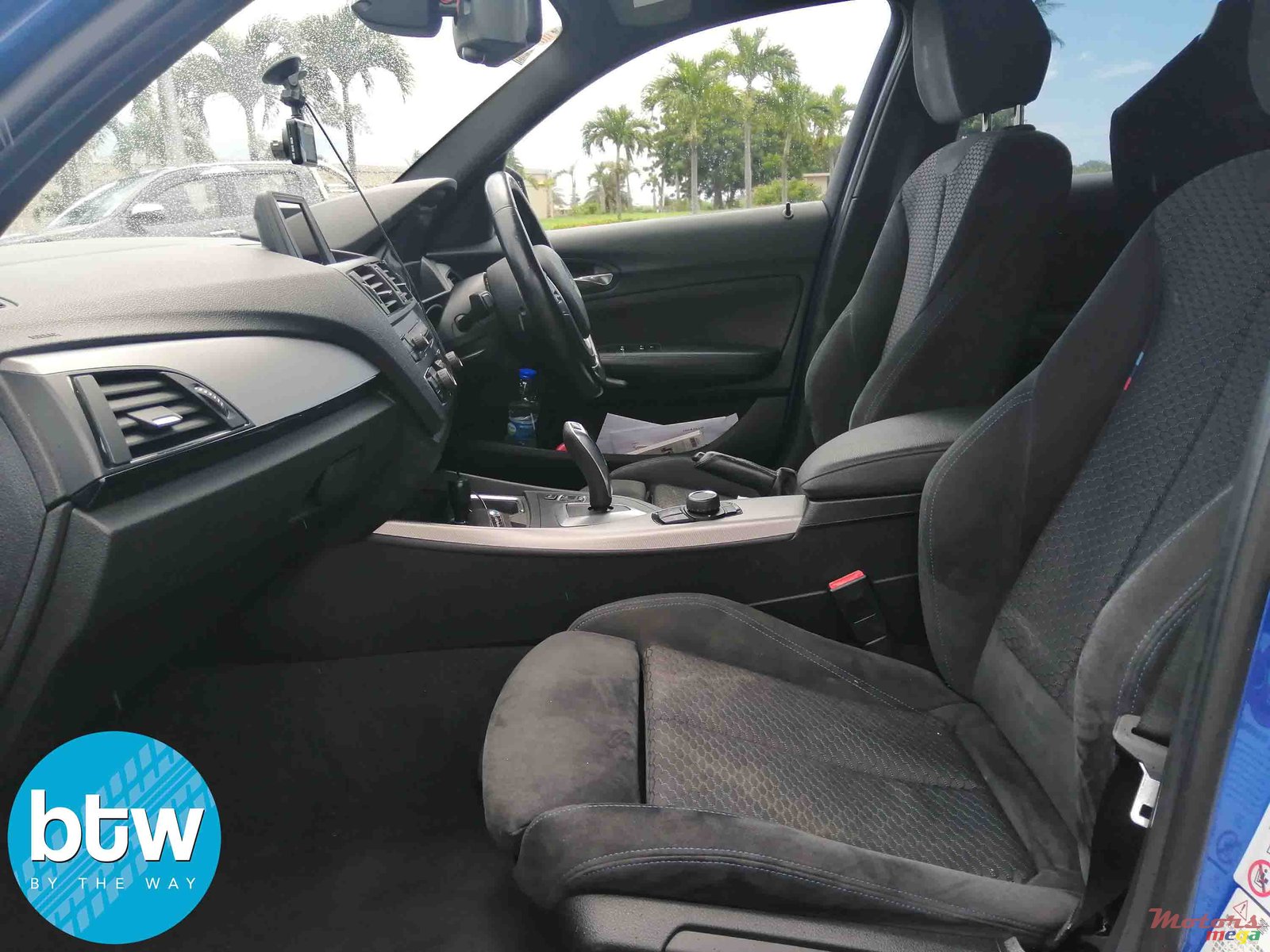 2012' BMW 118 photo #5