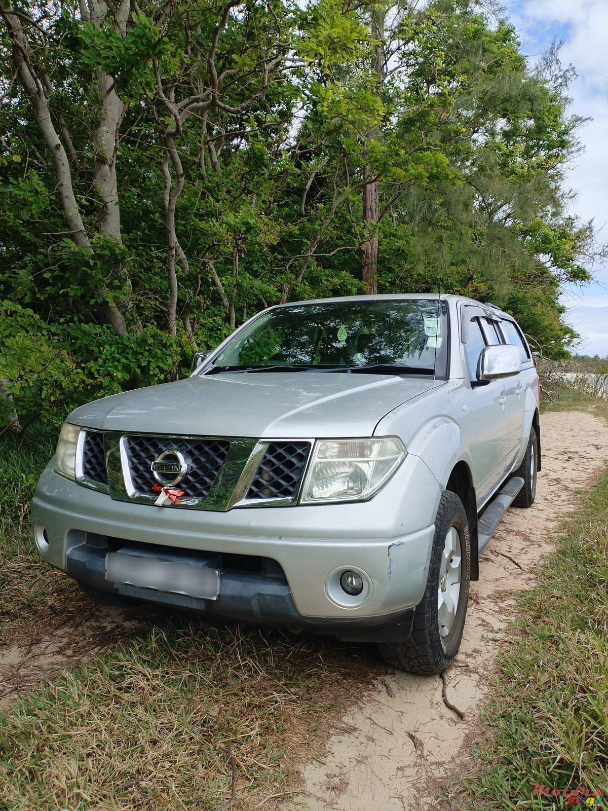 2016' Nissan Navara 4x4 photo #2