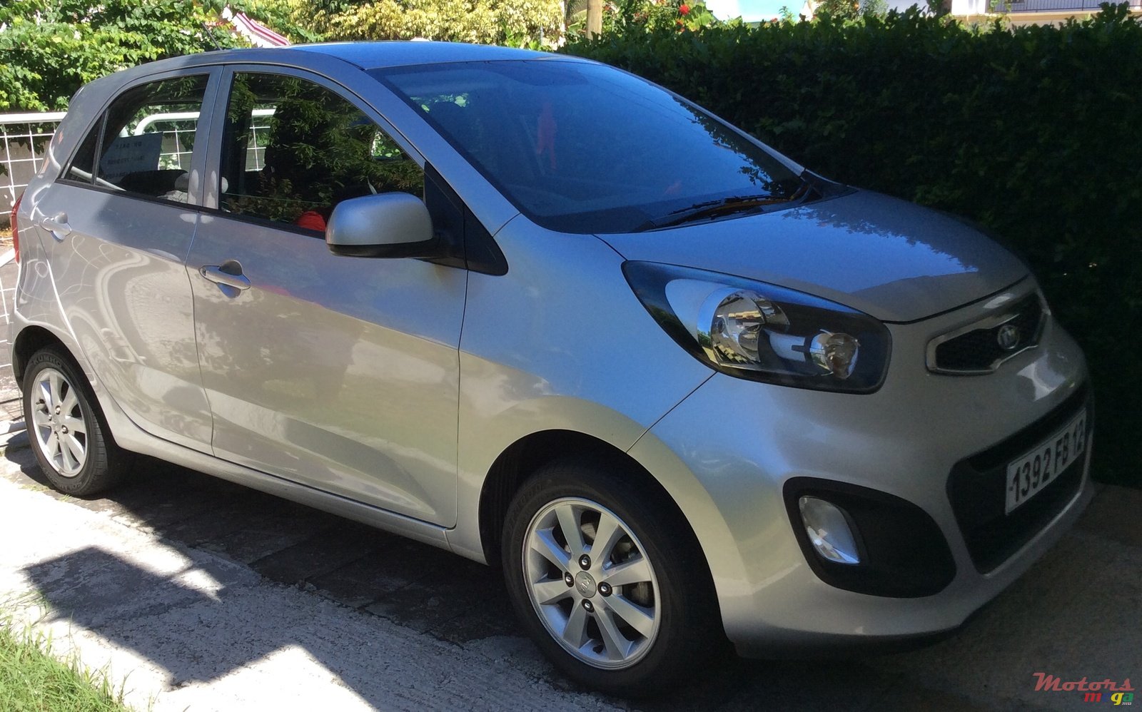 2012' Kia Picanto photo #1