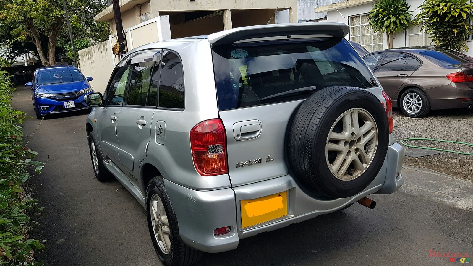 2002' Toyota RAV4 photo #5
