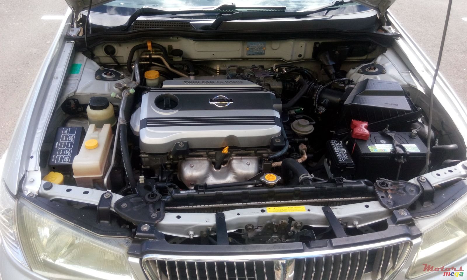 2001' Nissan Sunny photo #4