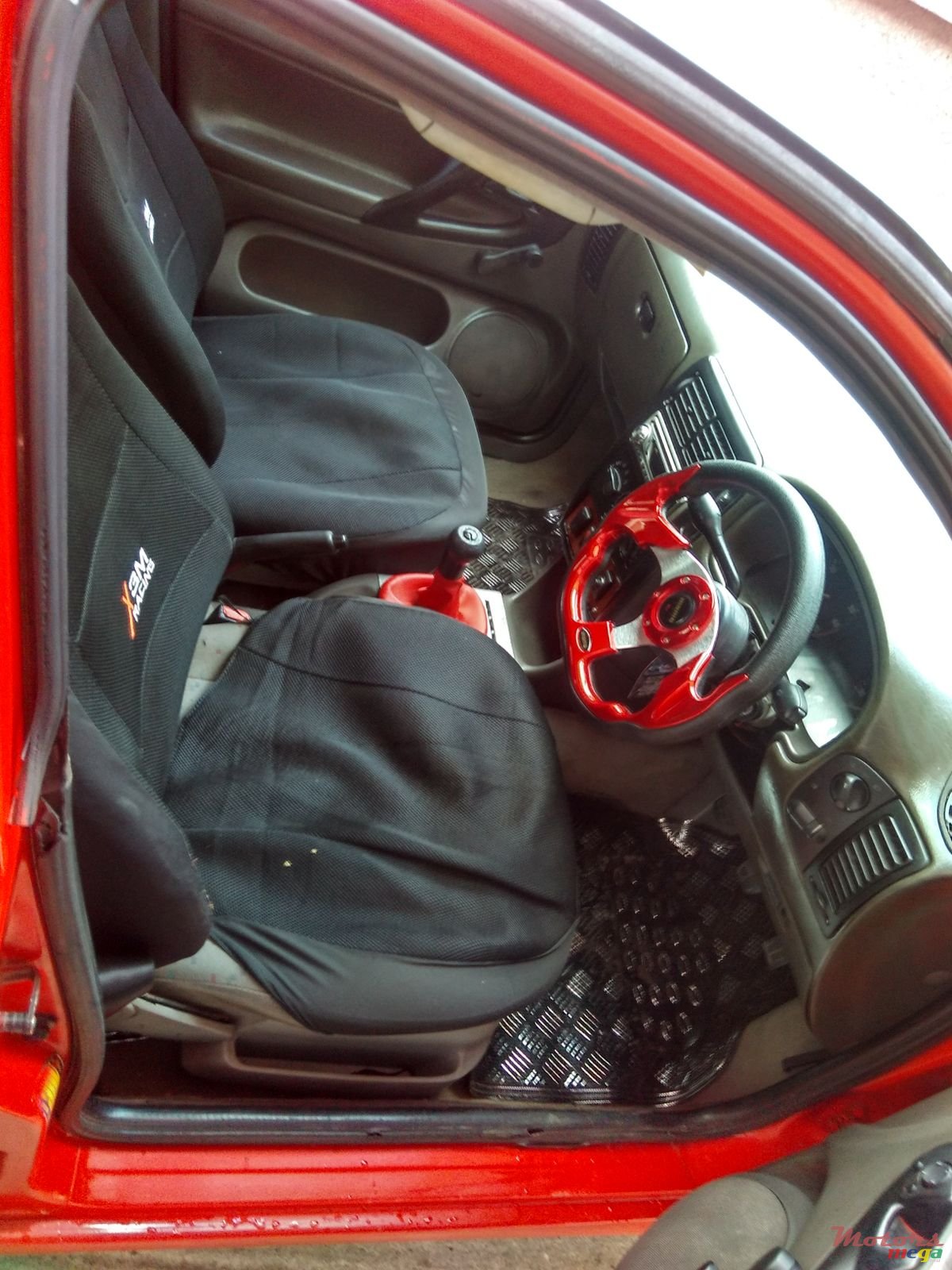 1999' Volkswagen Polo photo #7