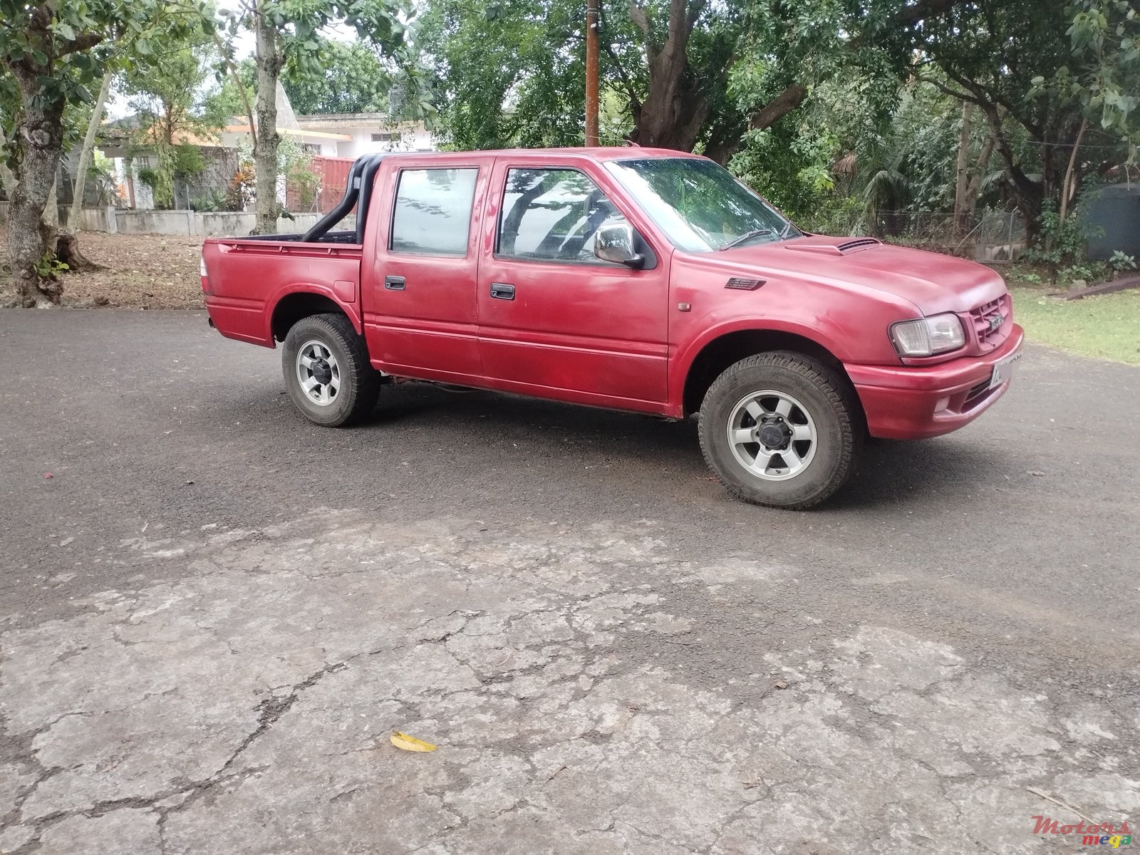 2003' Isuzu KB Series photo #1