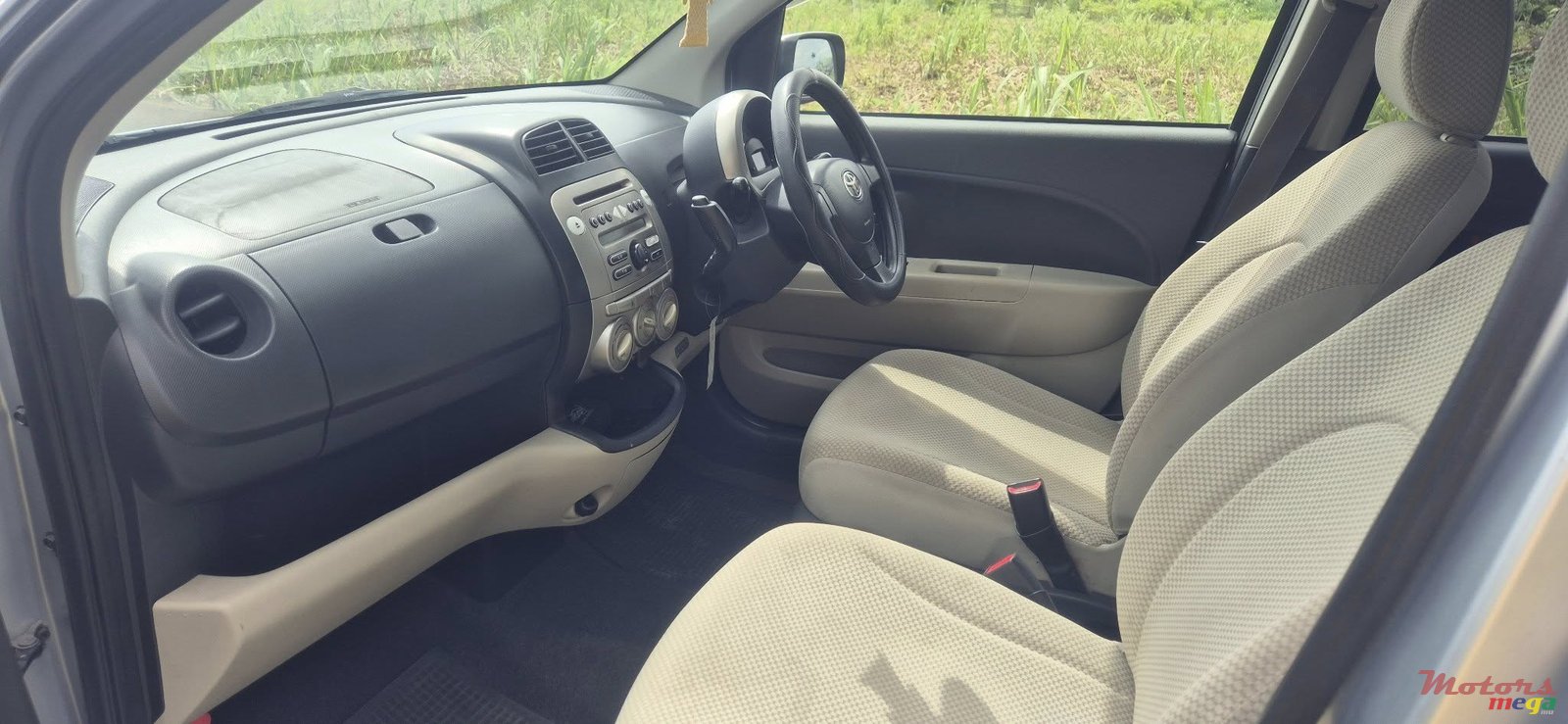 2009' Toyota Passo photo #5